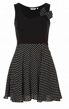Galoshes Dress Machine