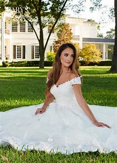 Lace Wedding Gowns
