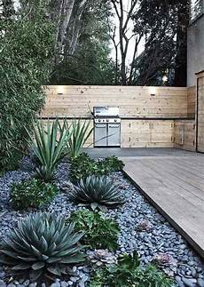 Stone Dressing
